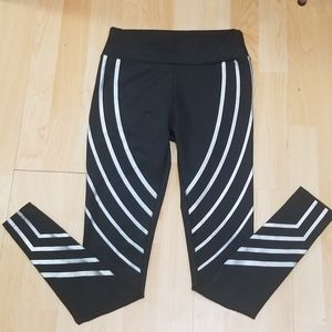 NWOT Black leggings